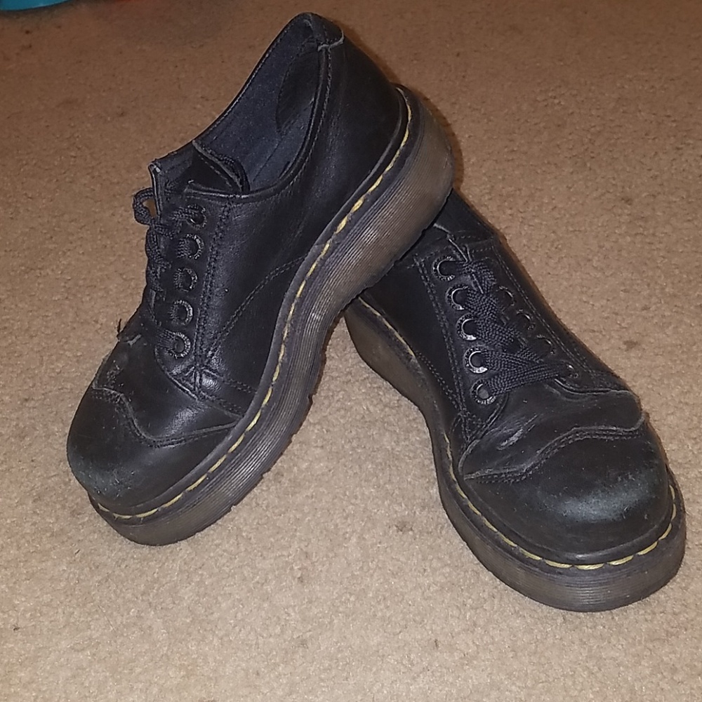 Dr martens black